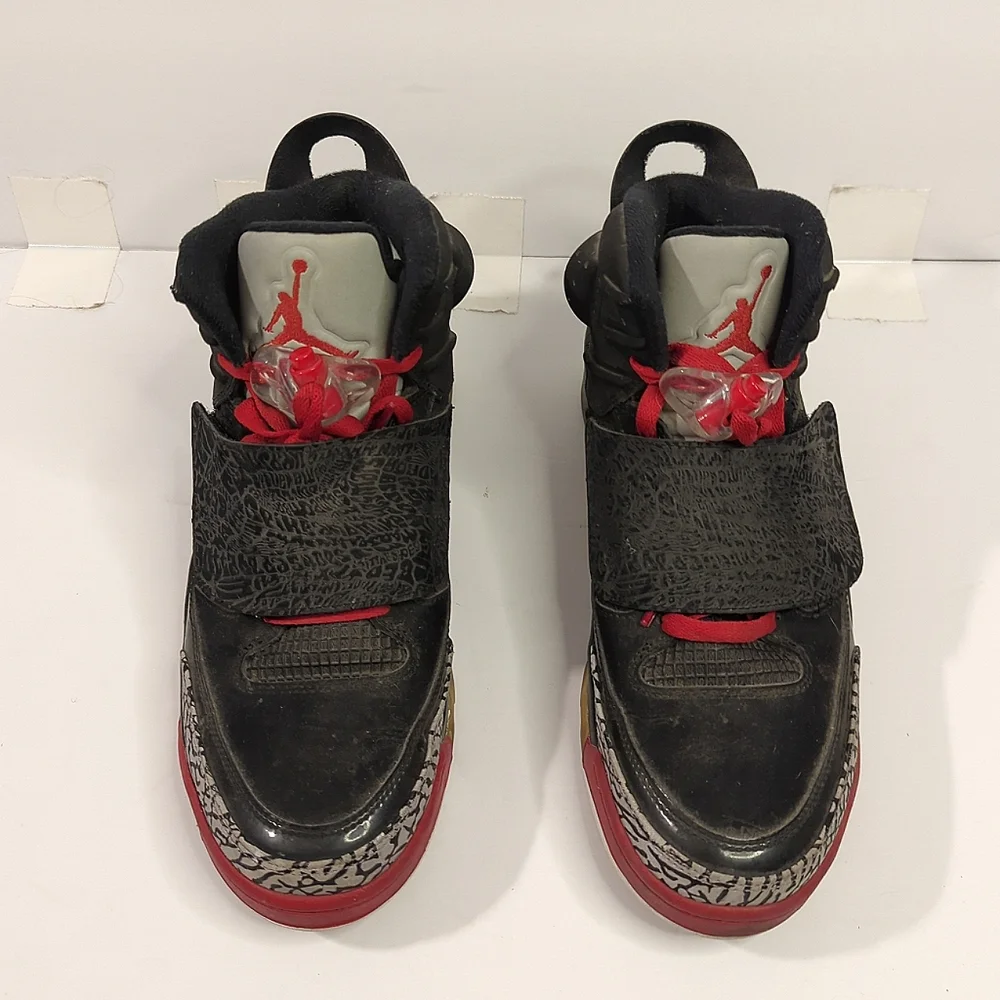 Air Jordans Son Of Mars Black Cement Sneakers - Mens Size 9